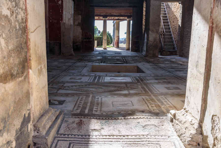 145 - Italia - Pompeya - parque arqueológico de Pompeya - Casa y Thermopolium de Vetutius Placidus.jpg